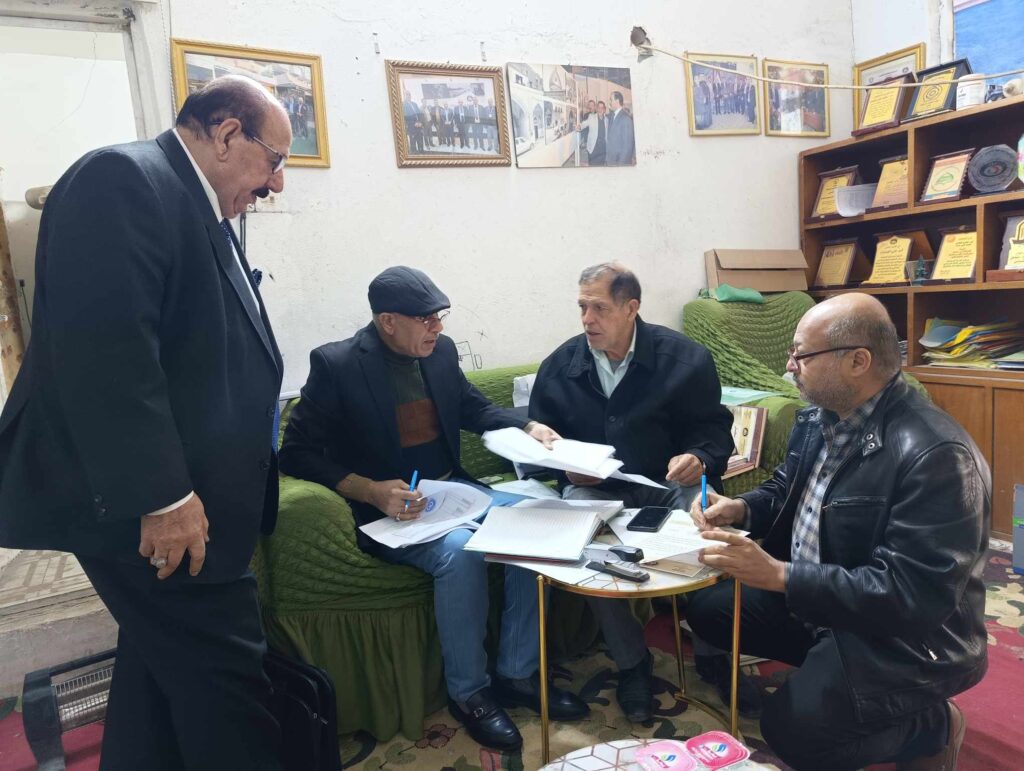 باشرت لجنة تقييم الفروع في الجمعية العراقية للتصوير المركز العام جولتها الميدانية للتقييم . حيث تكونت اللجنة من الزميل زهير السوداني أمين السر والزميل ابراهيم كاظم مدير الادارة . 
وبدأت الجولة الاولى الاولى بزيارة فرعنا في النجف الاشرف صباح يوم الخميس الموافق ١/٢/٢٠٢٤ . وكان في استقبالهم الزميل محمد علي الموسوي رئيس الجمعية العراقية للتصوير فرع النجف الاشرف والزملاء اعضاء الهيئة الادارية. وقد تم الاطلاع على السجلات الادارية والمالية.
بعدها توجه الوفد عصراً الى زيارة الجمعية العراقية للتصوير فرع كربلاء المقدسة وكان في استقبالهم الزميل كطران العرداوي والزملاء في االهيئة الادارية وايضا تم الاطلاع على السجلات الادارية والمالية للفرع.
ثم توجه الوفد زيارتنا الى فرع بابل صباح يوم الجمعة الموافق٢/٢/٢٠٢٤ . وكان في استقبالهم الزميل سهيل العجيلي رئيس الجمعية العراقية للتصوير فرع بابل والزملاء اعضاء الهيئة الادارية للجمعية . وتم الاطلاع عل بيانات الجمعية من سجلات ادارية ومالية.